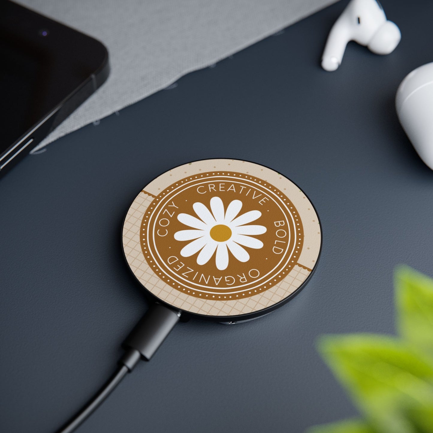 STAY COZY MAGNETIC INDUCTION CHARGER